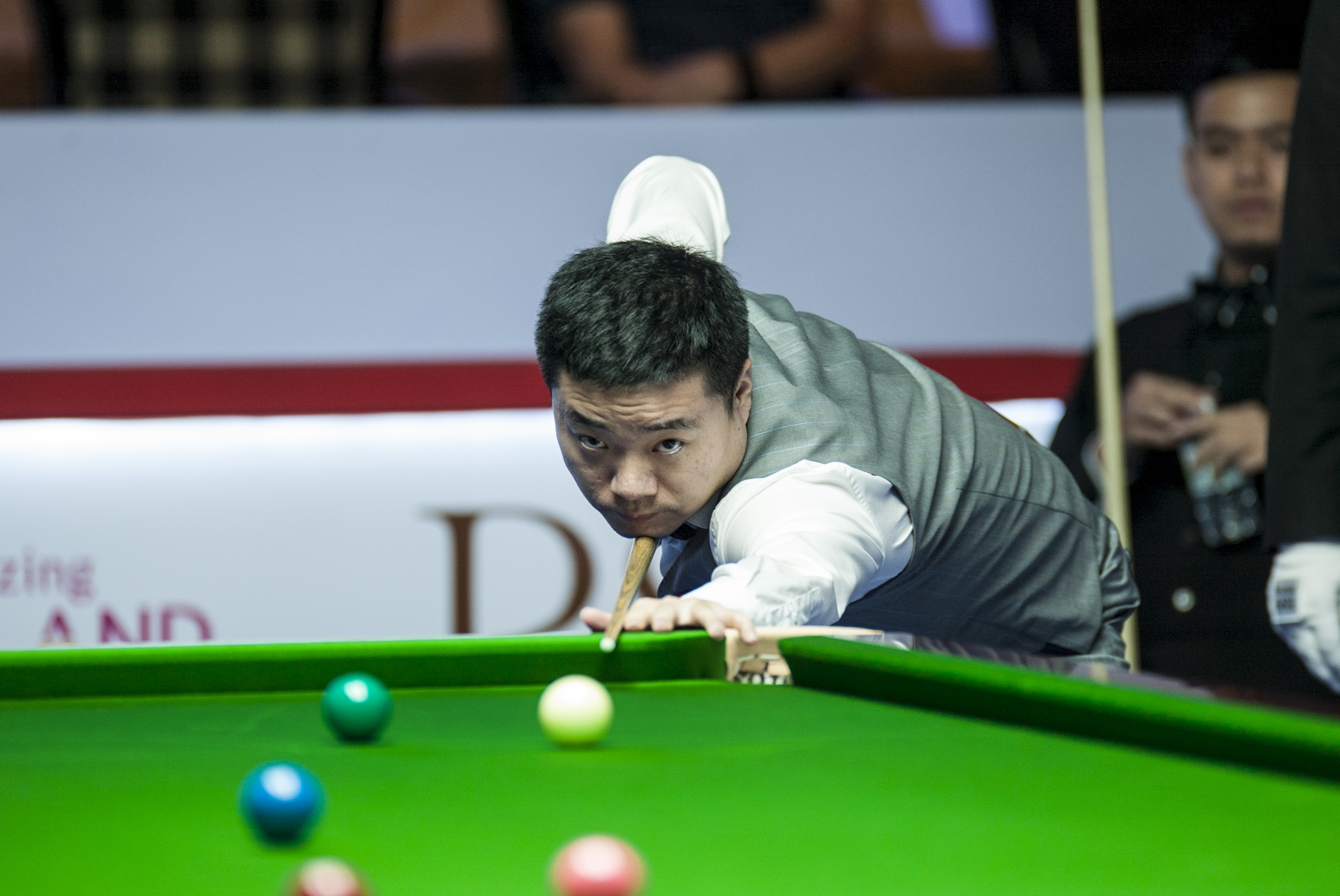 后卫梯队建 后卫梯队建