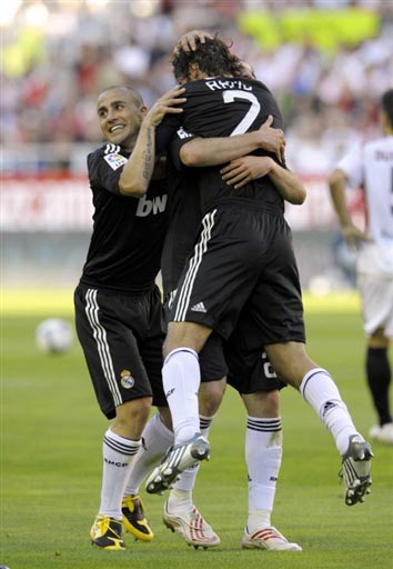 稳了脚跟 稳了脚跟