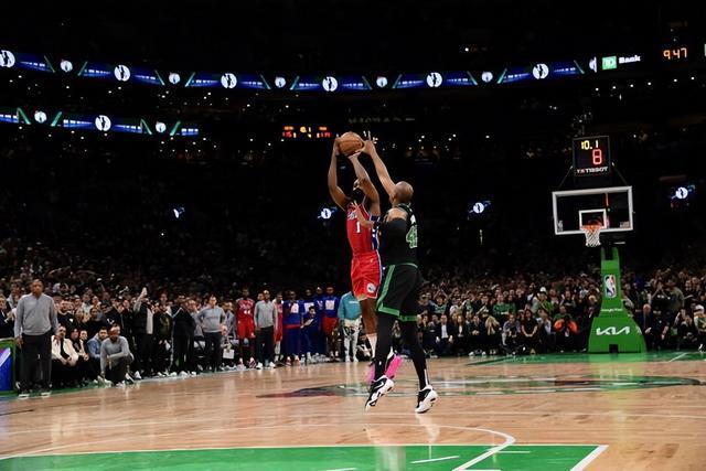 巴特勒：库明加有超强的运动能力，我的工作是让他更轻松