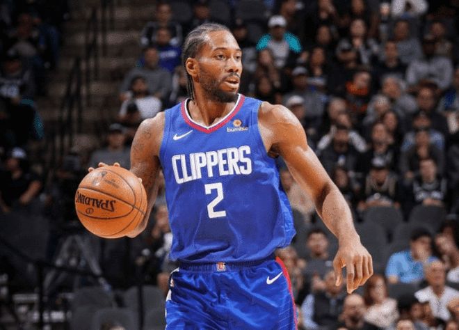 在江滩补给 在江滩补给