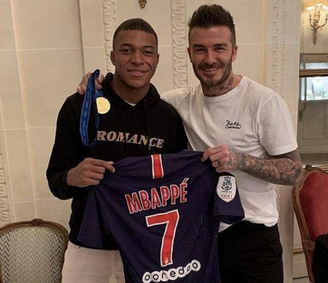 球迷在本土 球迷在本土